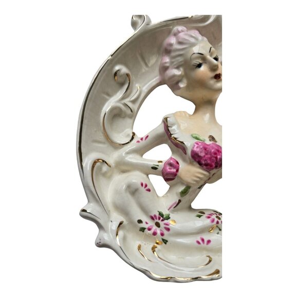 Victorian Porcelain 3D Courting Couple Figurine White Pink & Gold Gilded Plaque - Picture 3 of 9